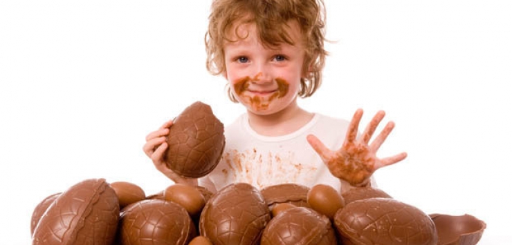Criança pode comer chocolate? Quanto? A partir de que idade?
