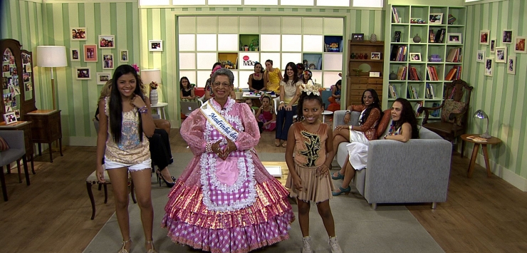 Papo de Mãe fala sobre as crianças na folia