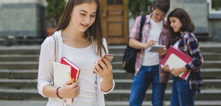 Proteja as crianças e adolescentes na era digital